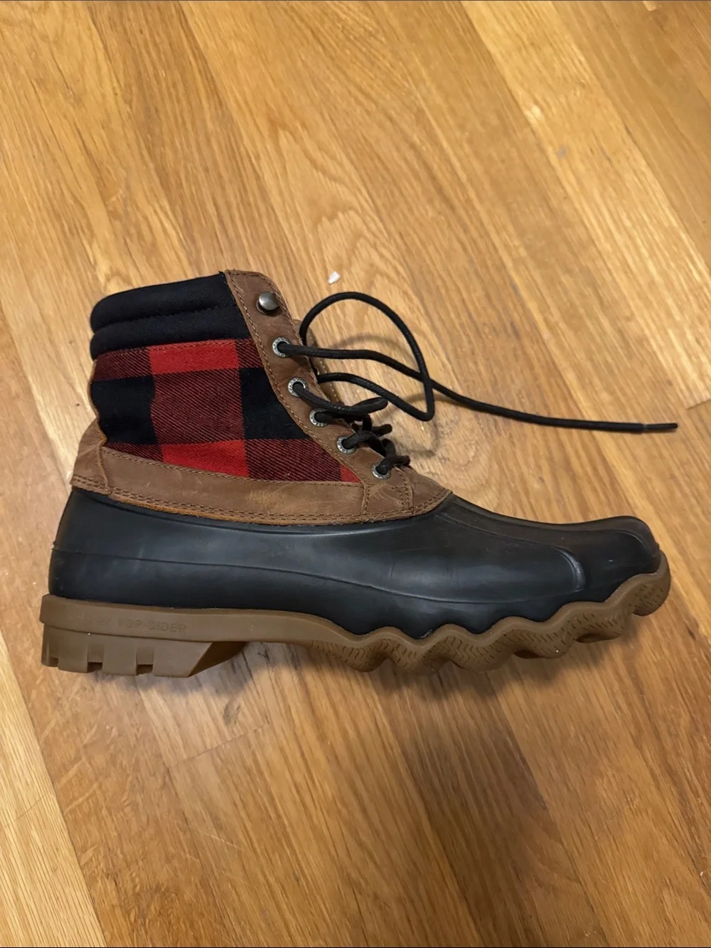 Sperry Red Check Buffalo Plaid Leather & Black Rubber Lace-Up Winter Duck Boots